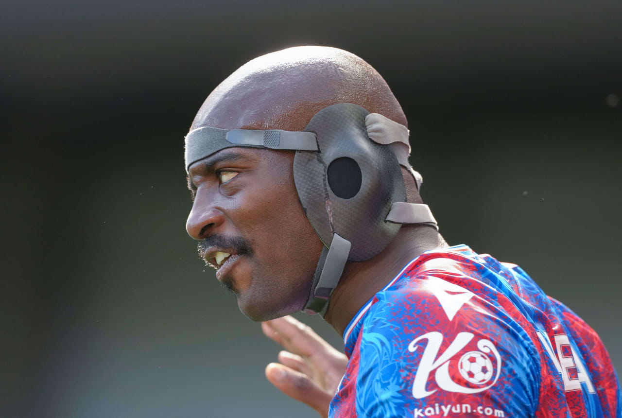 25 points de suture, l'horrible blessure de Jean-Philippe Mateta