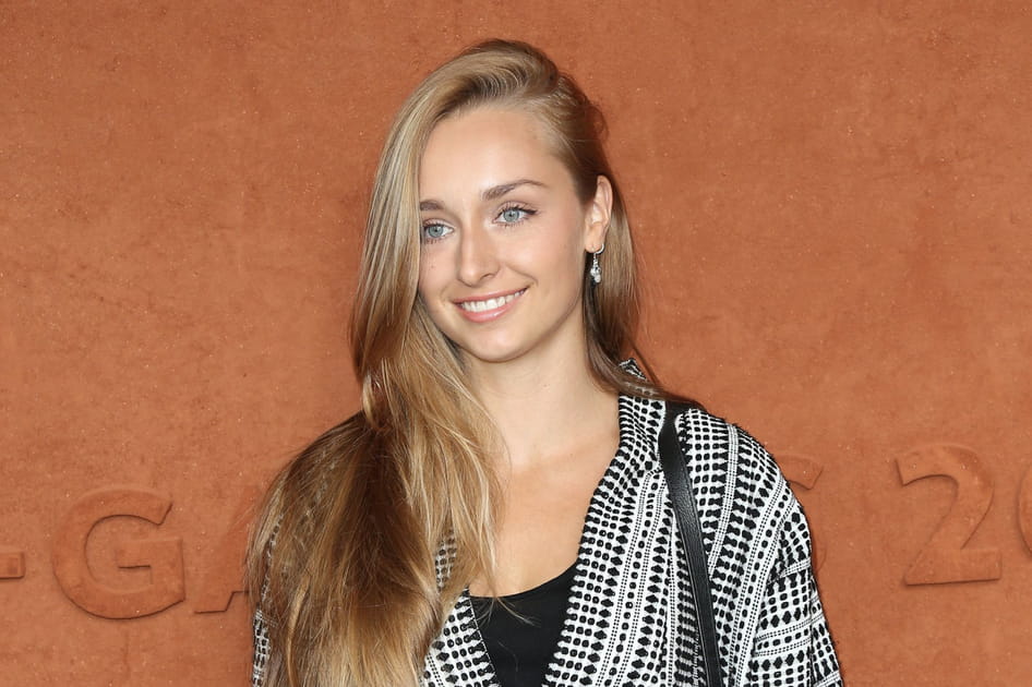 Emma Smet fille de David Hallyday et Estelle Lef&eacute;bure