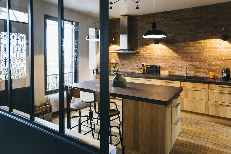 Une cuisine rustique et moderne