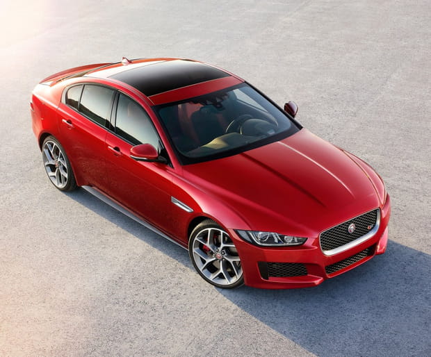 Jaguar XE