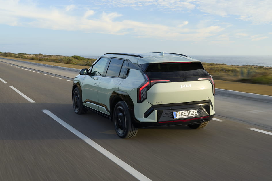 KIA EV3&nbsp;: grosse batterie, a&eacute;rodynamisme et frein r&eacute;g&eacute;n&eacute;ratif, le combo gagnant pour une autonomie record
