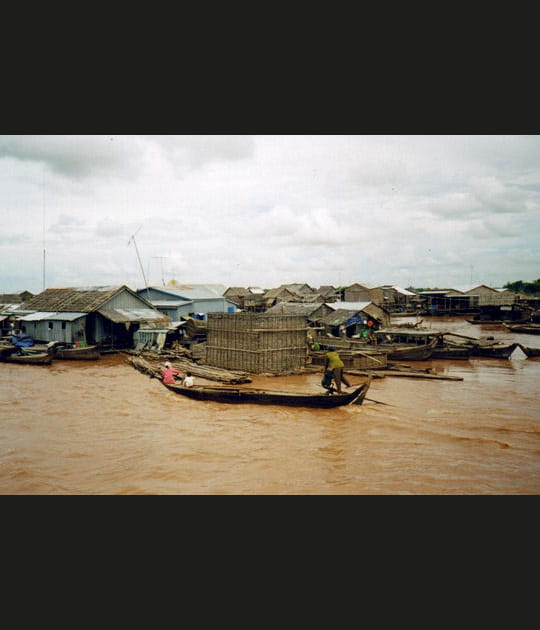 Sur le Tonl&eacute; Sap
