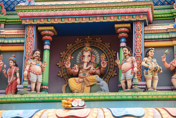 3. Le Temple Tamoul Narassingua Péroumal à La Réunion