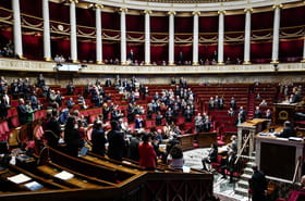Port du voile par des enfants &agrave; l'Assembl&eacute;e&nbsp;nationale&nbsp;: que dit vraiment la loi&nbsp;?