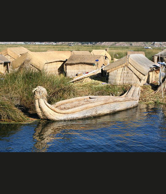 Un bateau en totora