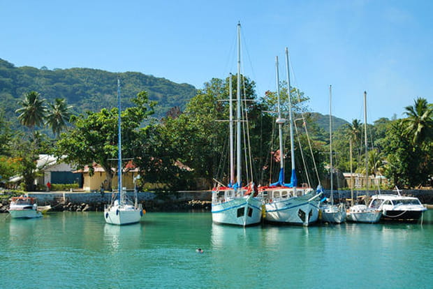 Bateaux dans le Port de La Passe