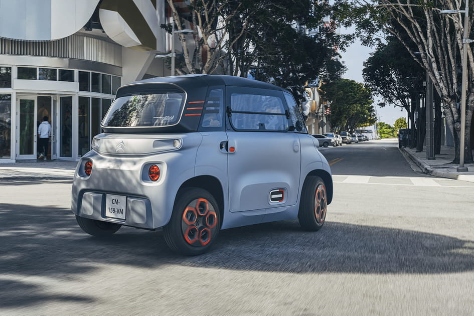 Beaucoup de surface vitr&eacute;e sur la Citro&euml;n Ami
