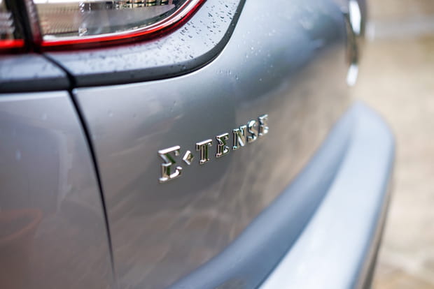 DS Automobiles assume son électrification