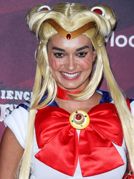 Le mannequin Gizele Oliveira en Sailor Moon