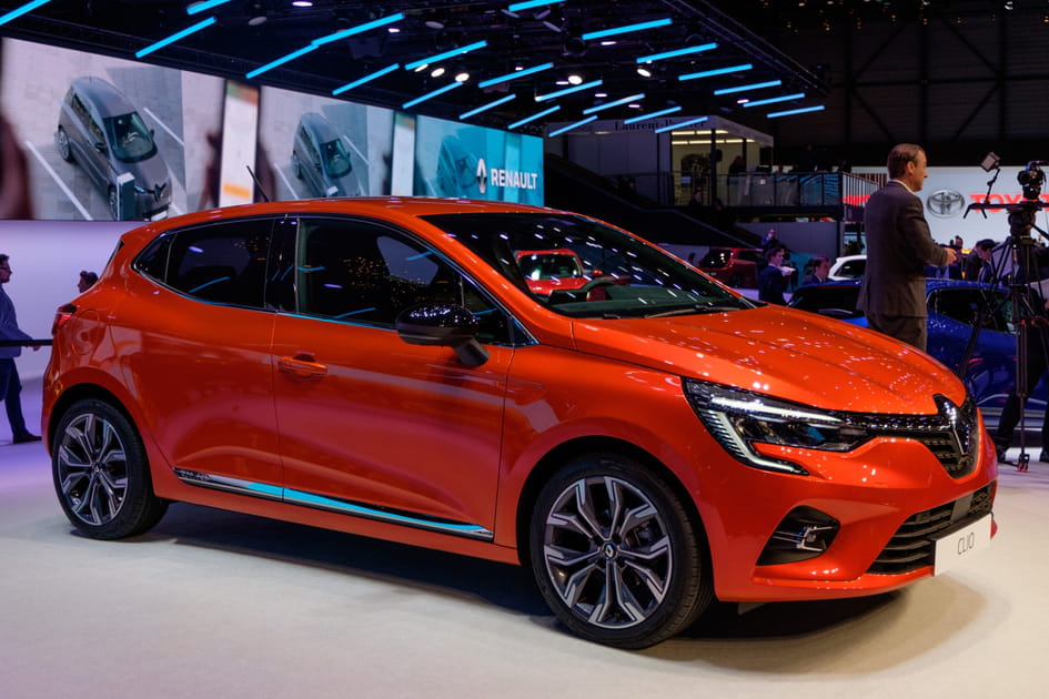 La Clio modernise son design