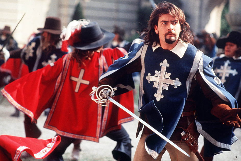 Les trois mousquetaires &agrave; travers les &acirc;ges&nbsp;: Charlie Sheen dans le r&ocirc;le d'Aramis (1993)