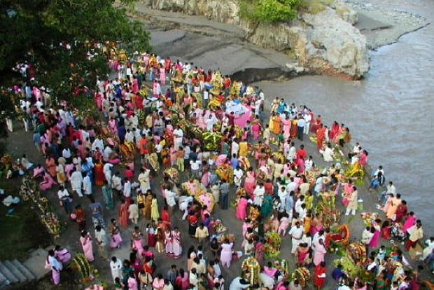 Pèlerinage hindou à La Réunion