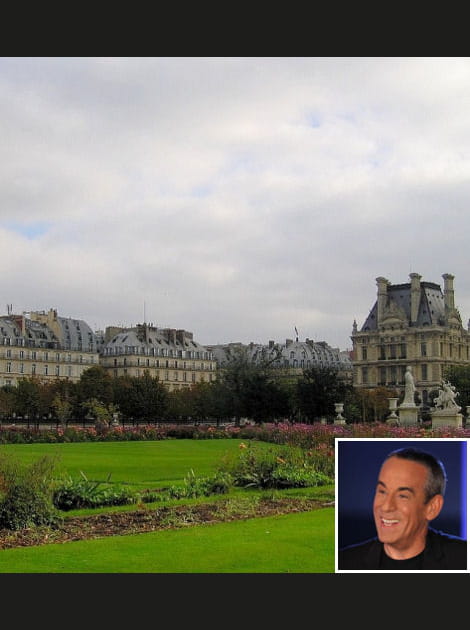 Thierry Ardisson, face aux Tuileries