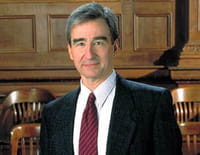 New York police judiciaire : La défense en accusation