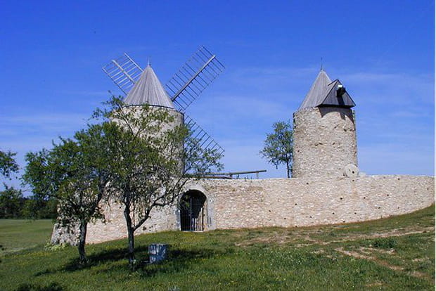 Les Moulins de Régusse