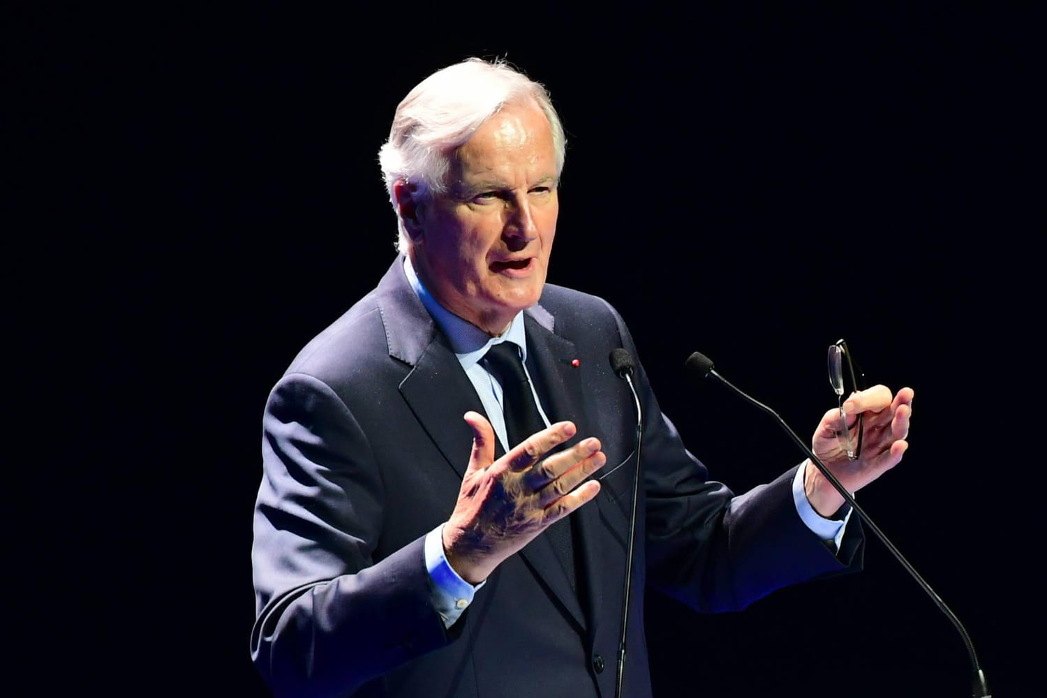 Gouvernement Barnier le Premier ministre sous pression avant son