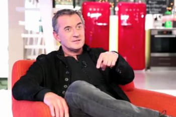Zapping TV : Christophe Dechavanne a une obsession, trouver la femme de sa vie