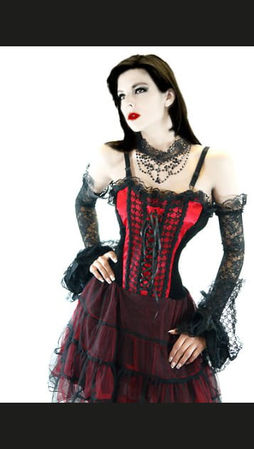 Epaules de camionneuse et taille de gu&ecirc;pe