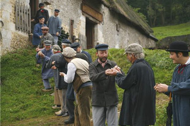 "Toine" : une véritable troupe de théâtre