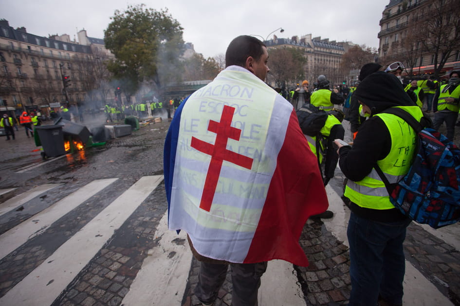 Gilets jaunes&nbsp;: les images choc &agrave; Paris