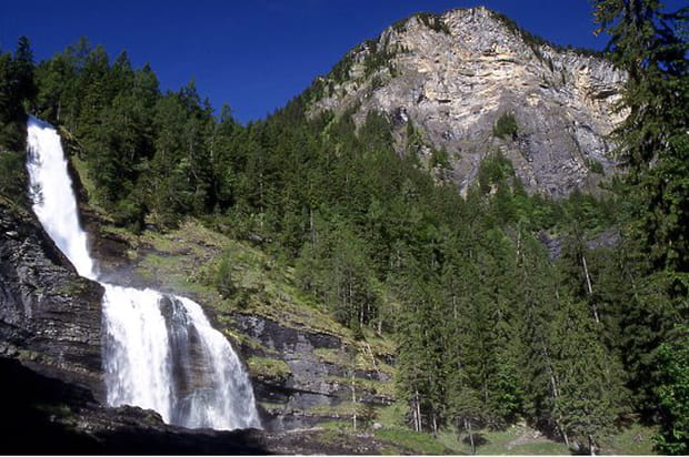 La Cascade du Rouget, reine des Alpes