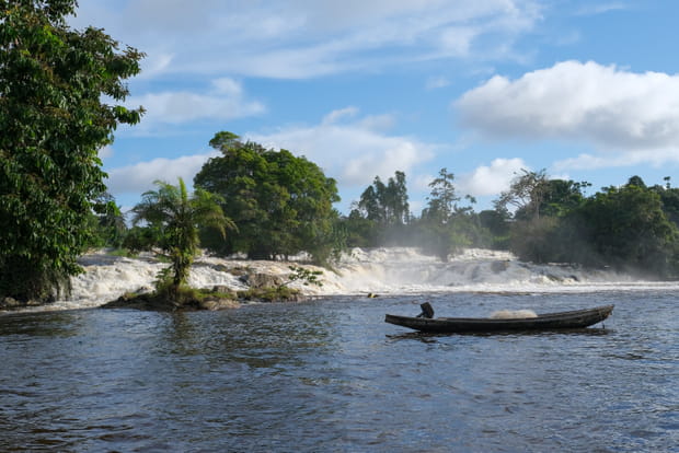 Chutes de la Lobé, merveille naturelle méconnue de ce pays d'Afrique