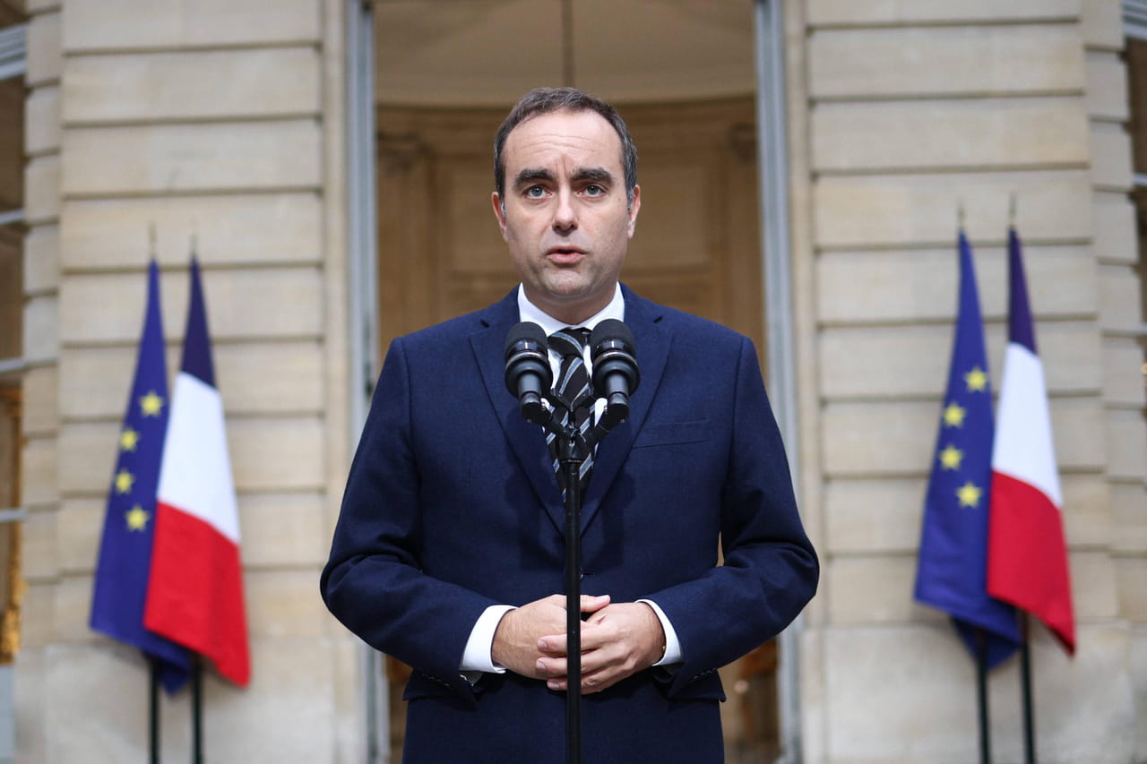 Censure de Sébastien Lecornu : le gouvernement menacé de tous les côtés, une chute inévitable ?