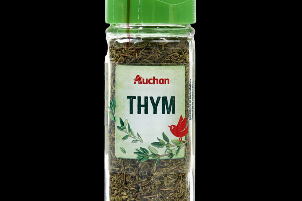 Ces herbes et épices vendues en supermarché partout en France ne doivent pas être consommées !