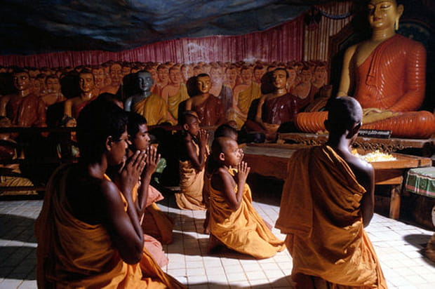 Jeunes moines bouddhistes