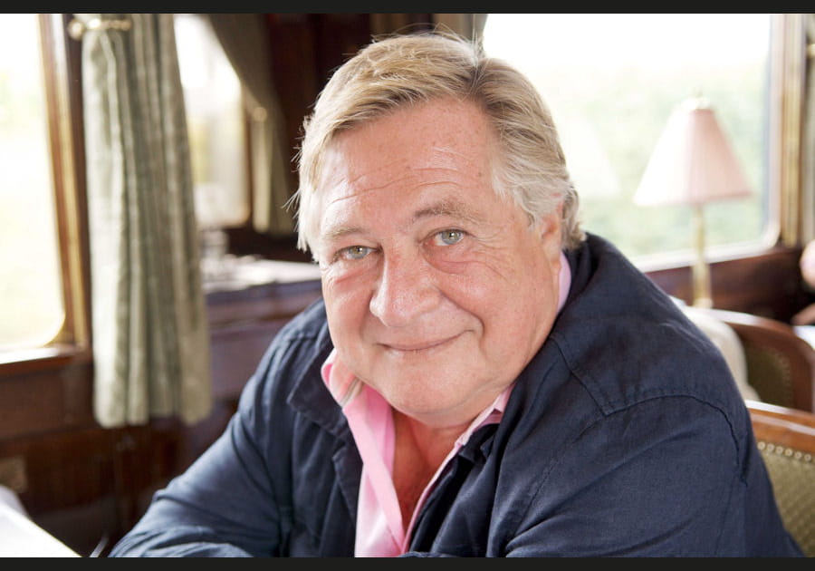 Jacques Pradel : pas de chemise verte !