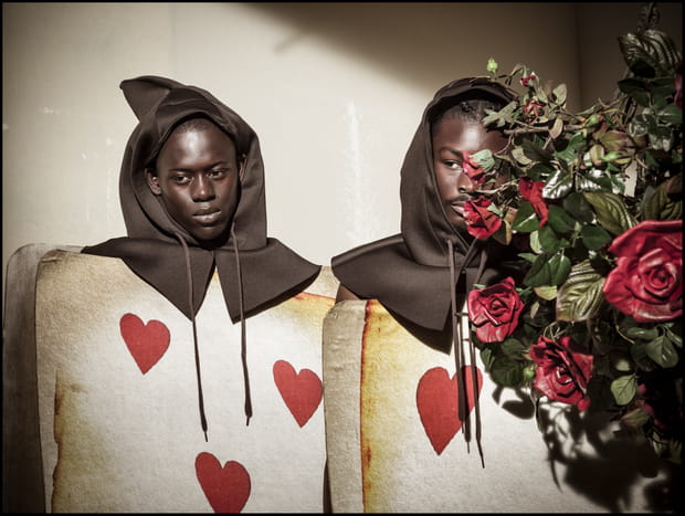 Magnifiques Cartes-gardes dans le Calendrier Pirelli 2018