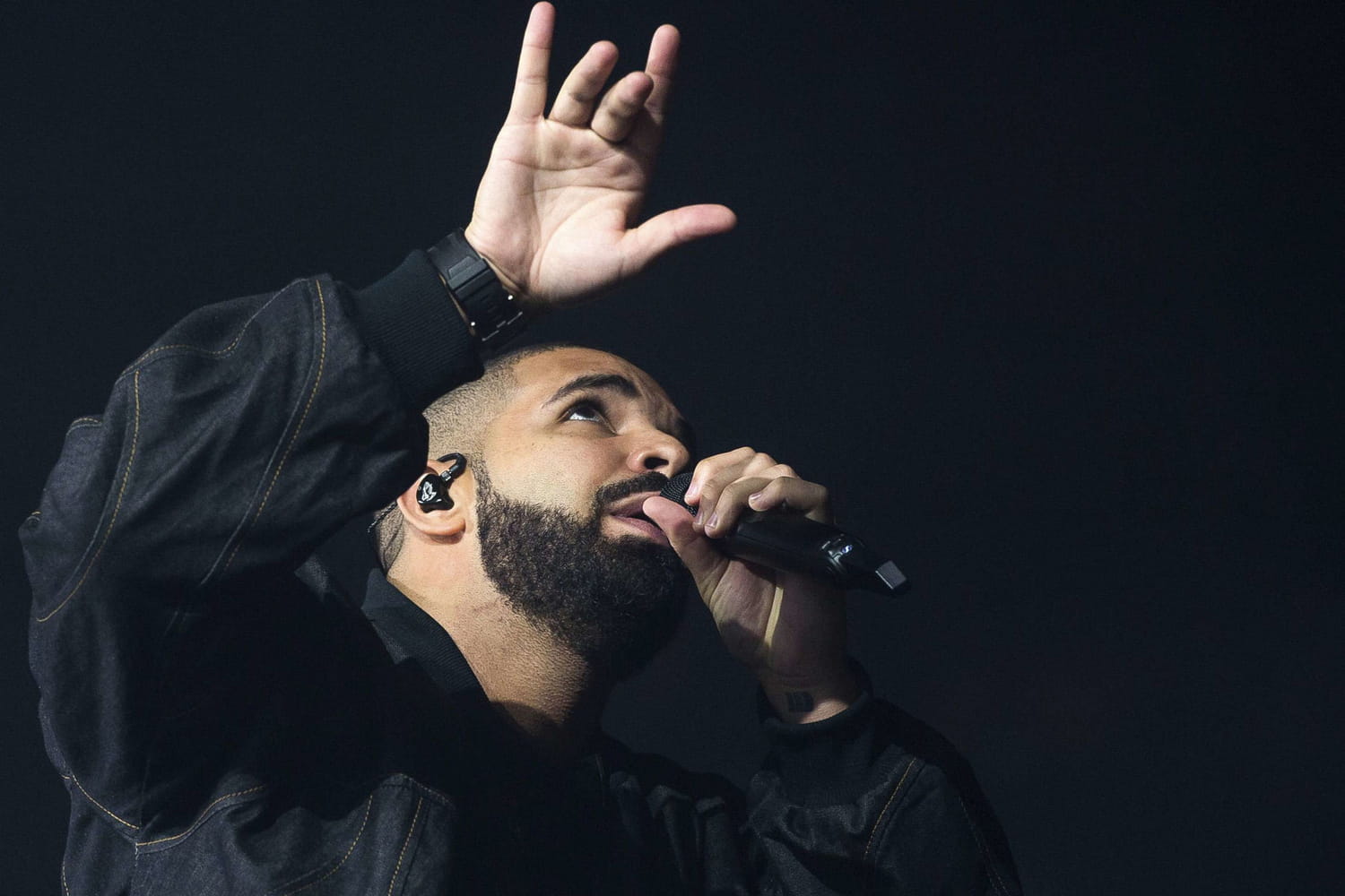 Barack Obama danse avec Drake à la Maison Blanche