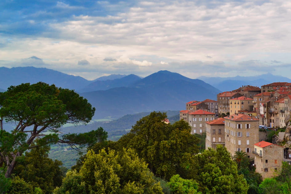 Sart&egrave;ne, cit&eacute; m&eacute;di&eacute;vale &agrave; visiter l'hiver en Corse