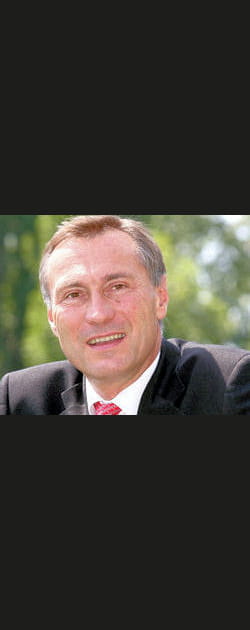 Jean-Marie Bockel, secr&eacute;taire d'Etat aux Anciens combattants