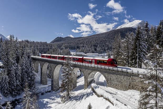 Bernina Express, la Suisse en train panoramique