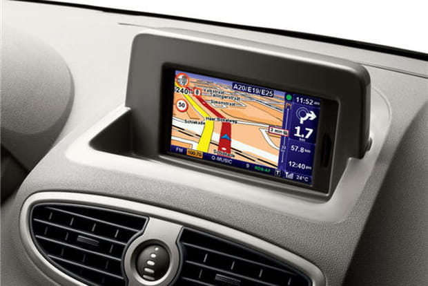 Le GPS Carminat TomTom disponible