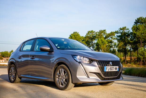 Que vaut la conduite de la Peugeot 208 de 75 chevaux ?