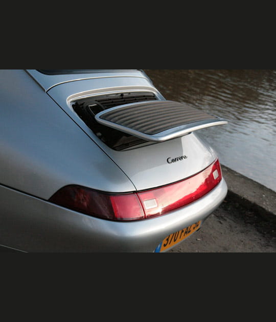 Un aileron pour plaquer la 911&nbsp;au sol