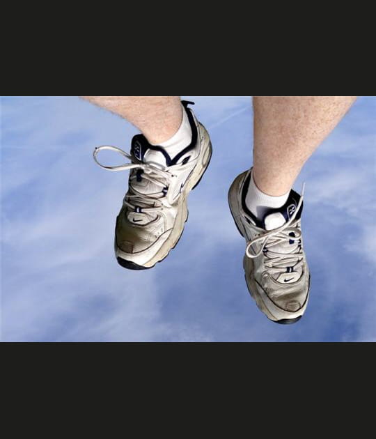 Les pieds dans le vide
