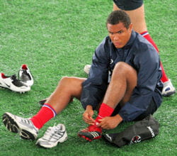 thierry dusautoir, capitaine de l'équipe de france de rugby.