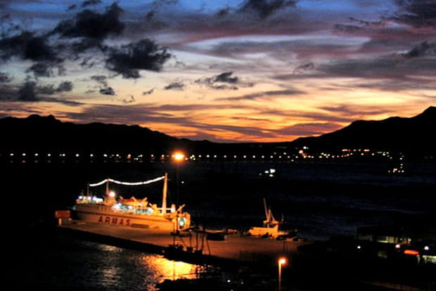 5h : les premières lueurs de l'aube au Cap-Vert