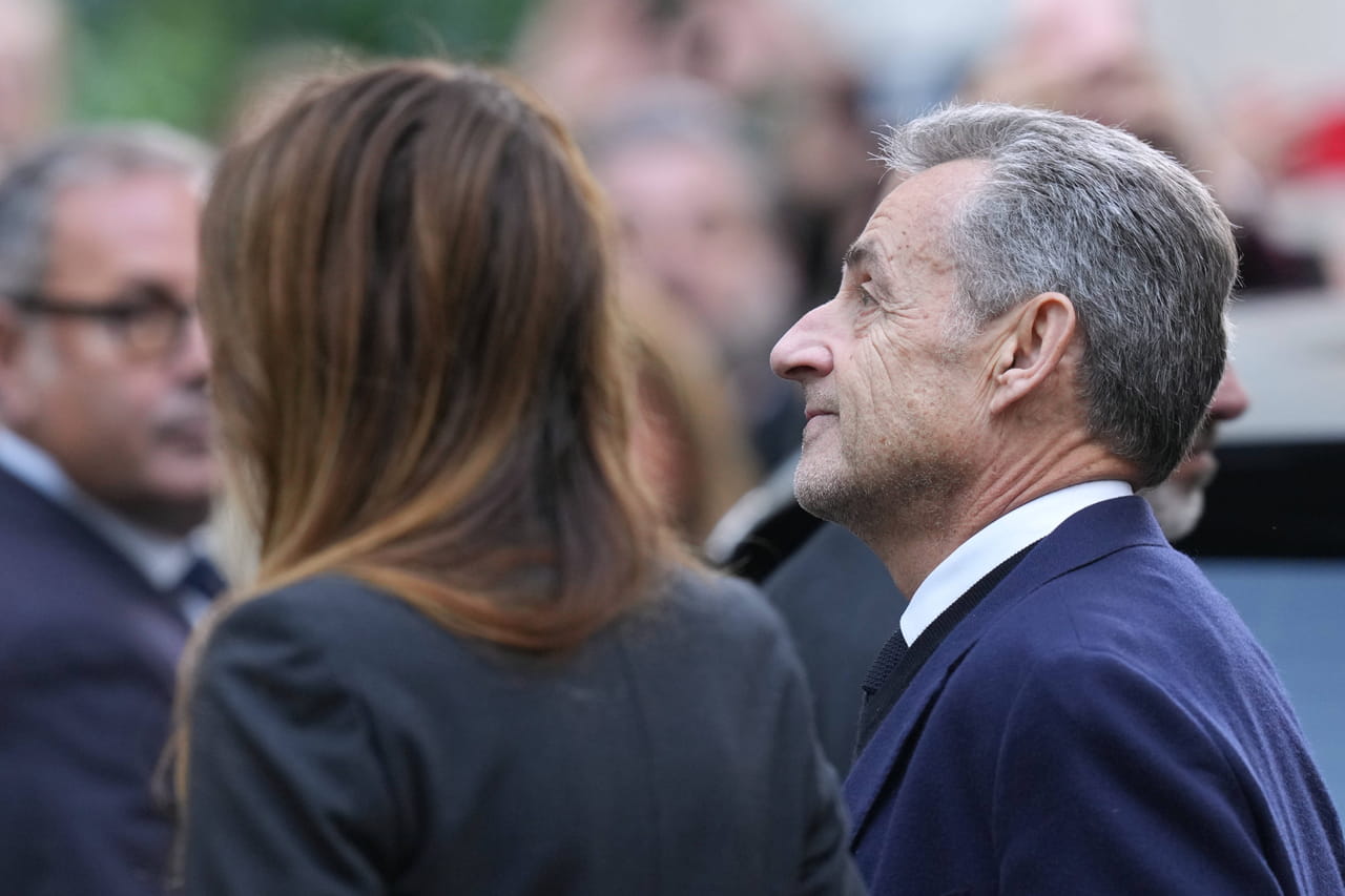 Sarkozy en prison avec 7 policiers armés pour lui : les détails d'une protection rapprochée hors du commun