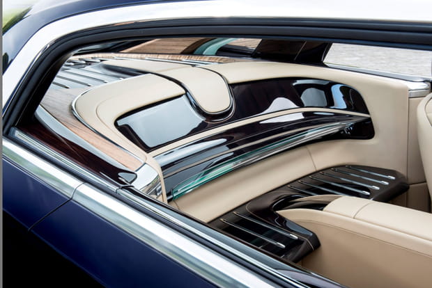 Inspiré par le yachting... mais que deux places à l'intérieur