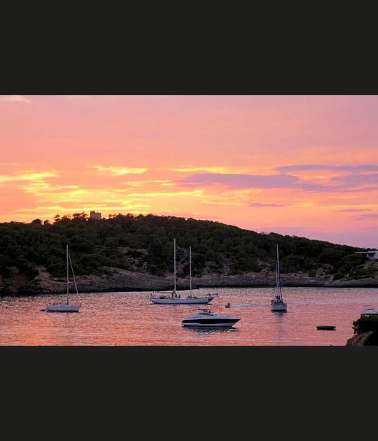 Pastels du soir &agrave; Portinatx