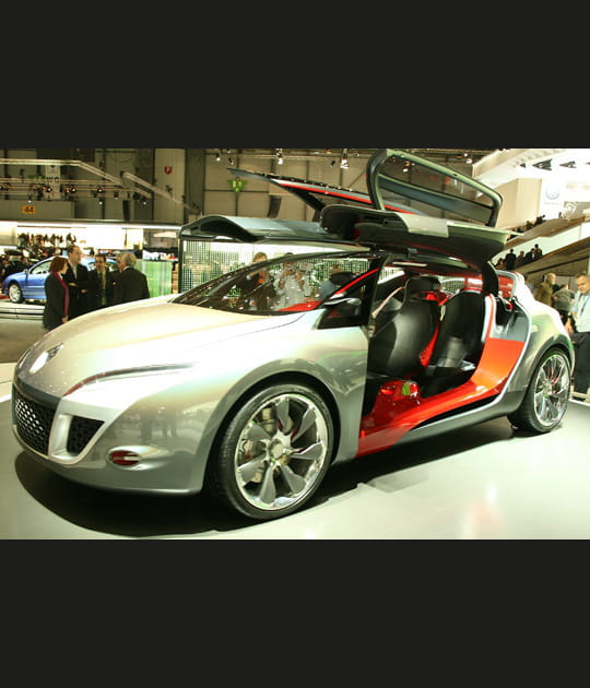 Renault M&eacute;gane Coup&eacute; Concept