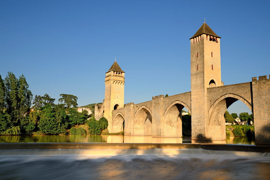 Le Pont Valentr&eacute; &agrave; Cahors, &eacute;tape du chemin de Compostelle