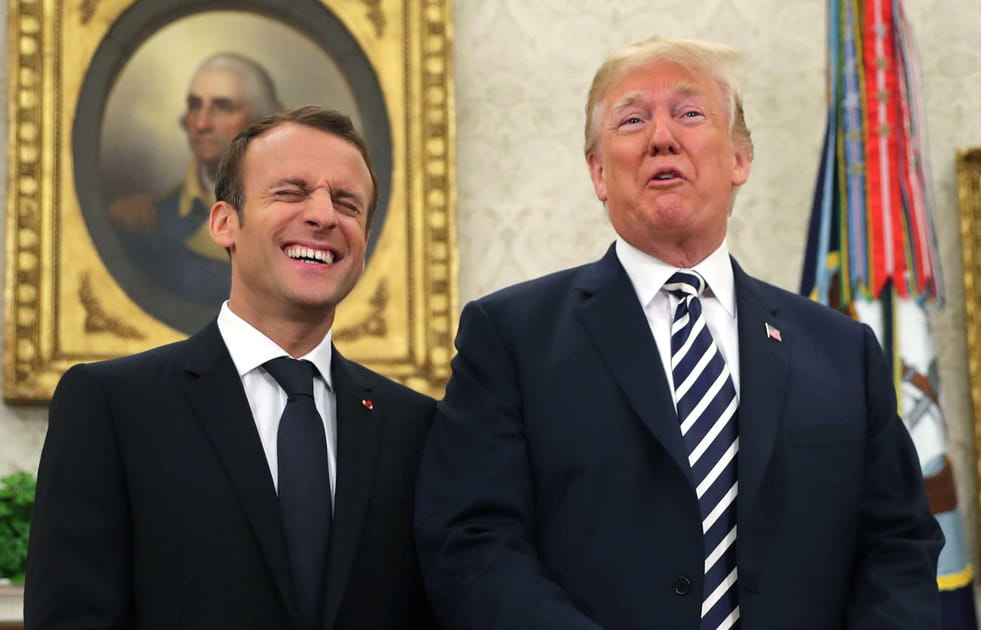 Le pr&eacute;sident fran&ccedil;ais hilare