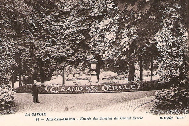 Entrée des jardins du Grand Cercle