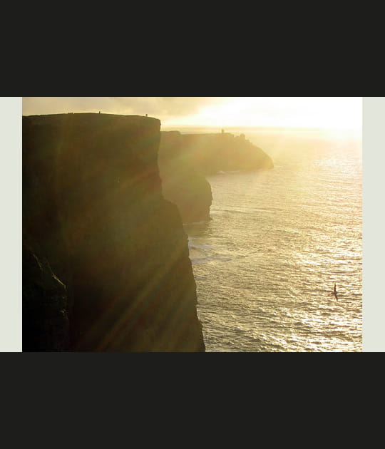 Coucher de soleil sur les falaises