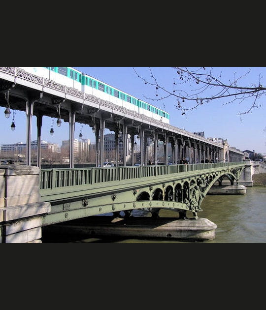 Le pont de Bir-Hakeim